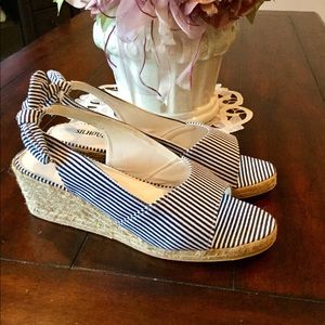 NEW - Silhouettes Espadrille Sandal - Size 9